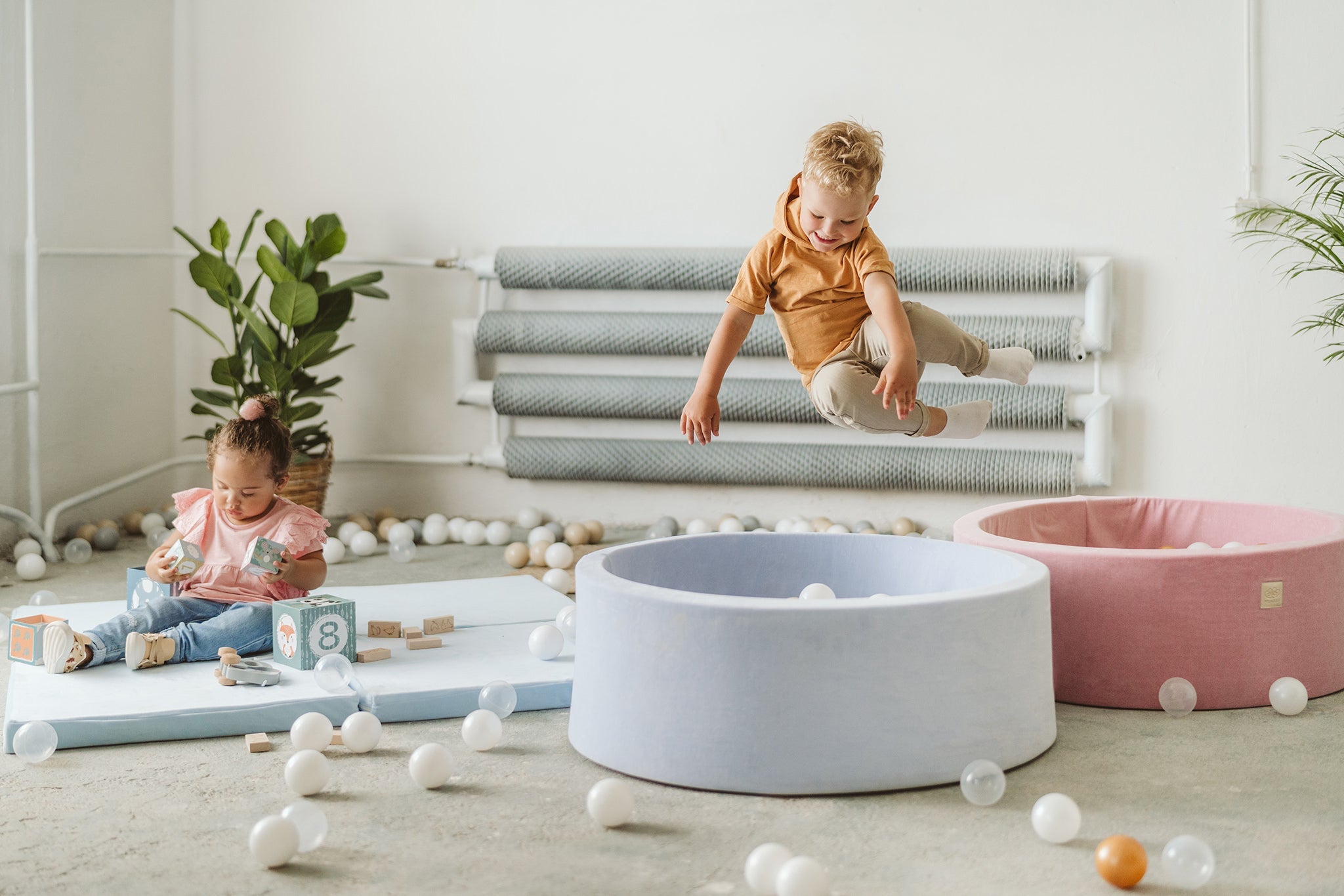 Comment choisir les balles de sa piscine à boules ?