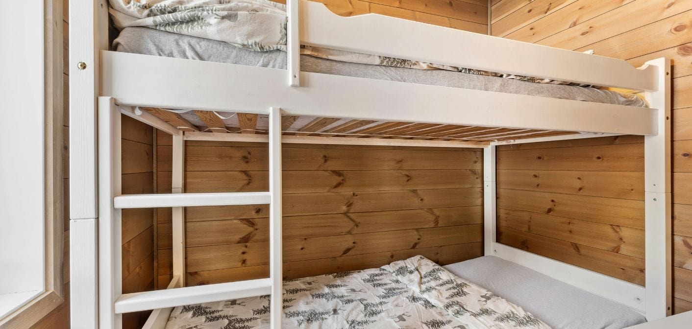 À partir de quel âge un enfant peut-il dormir dans un lit superposé ?